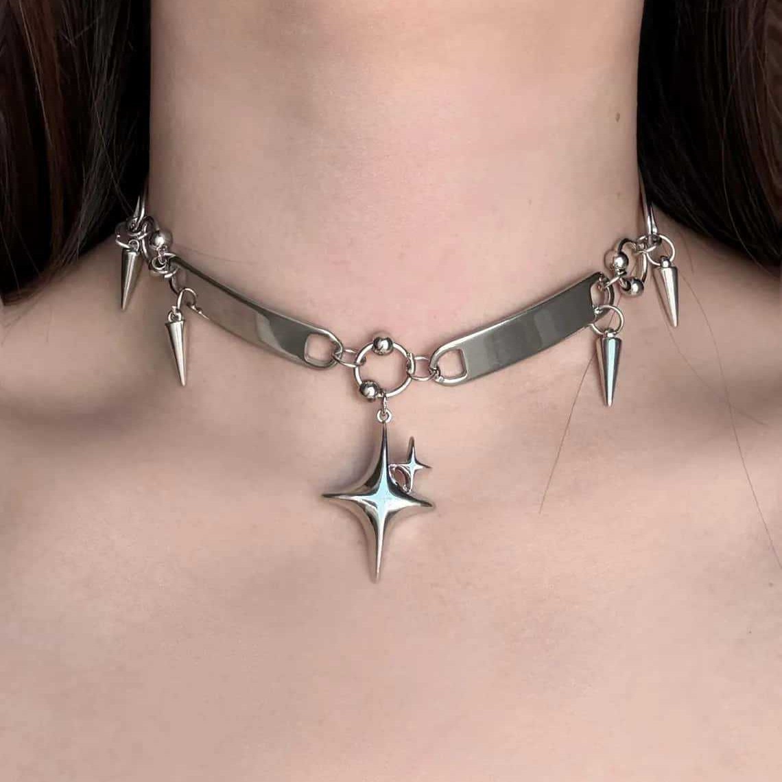 Daith Heart Ring - Punk Star Riveted Choker,Rock Jewelry,Y2k Accessory,Hippie,Goth,Design