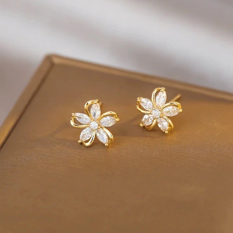 Dainty Flower Stud Earrings fo - Conch Earring Hoop review and price