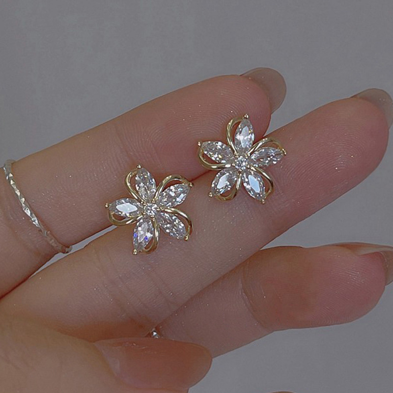 Dainty Flower Stud Earrings fo - Conch Earring Hoop review and price